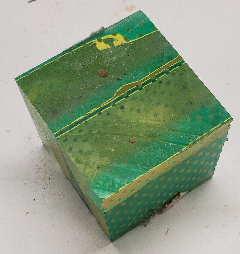 Lemon Lime Mesh Acrylic (1 pc) Cube 1 1/2"