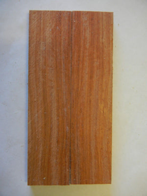Padauk (2 pc) Knife Scaless 1/4